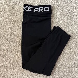 Nike Pro Women’s Black Leggings (large)